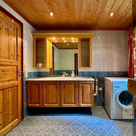 Large 2 Baths And Sauna In Sjusjoen *